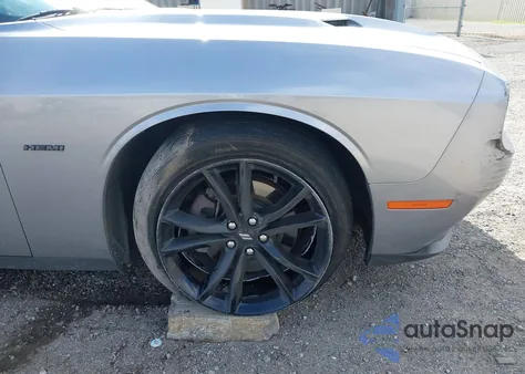 2017 Dodge Challenger R/T z USA, uszkodzony, nr VIN 2C3CDZBT0HH522619